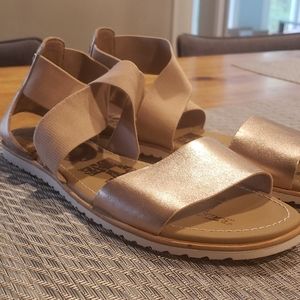 Sorel Ella Sandals Rose Gold Sz. 9